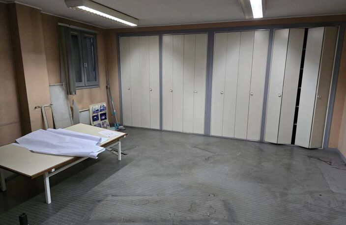 LOCAL COMMERCIAL - BUREAU — photo 2