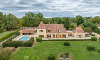 Maison 16 Pièces 350 m² à vendre à Liorac-sur-Louyre (24520)