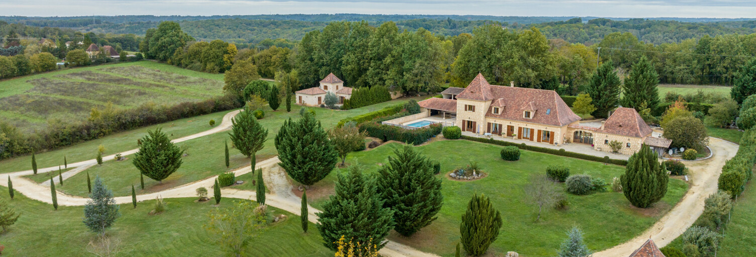 Maison 16 Pièces 350 m² à vendre à Liorac-sur-Louyre (24520)