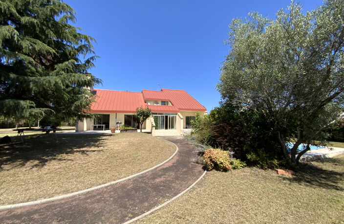 Maison d'architecte 250 m2 - 5 chambres - Piscine - dépendan — photo 2