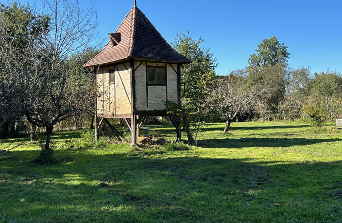 MAISON TYPIQUE EN PIERRE 200 m2 DANS UN PETIT HAMEAU AU CALM — photo 2