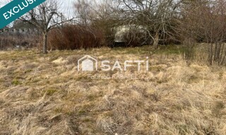 Terrain  1226 m² à vendre à Saint-Pierre-le-Chastel (63230)