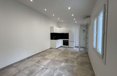 location appartement 600 € CC /mois à proximité de Marseille 7 (13007)