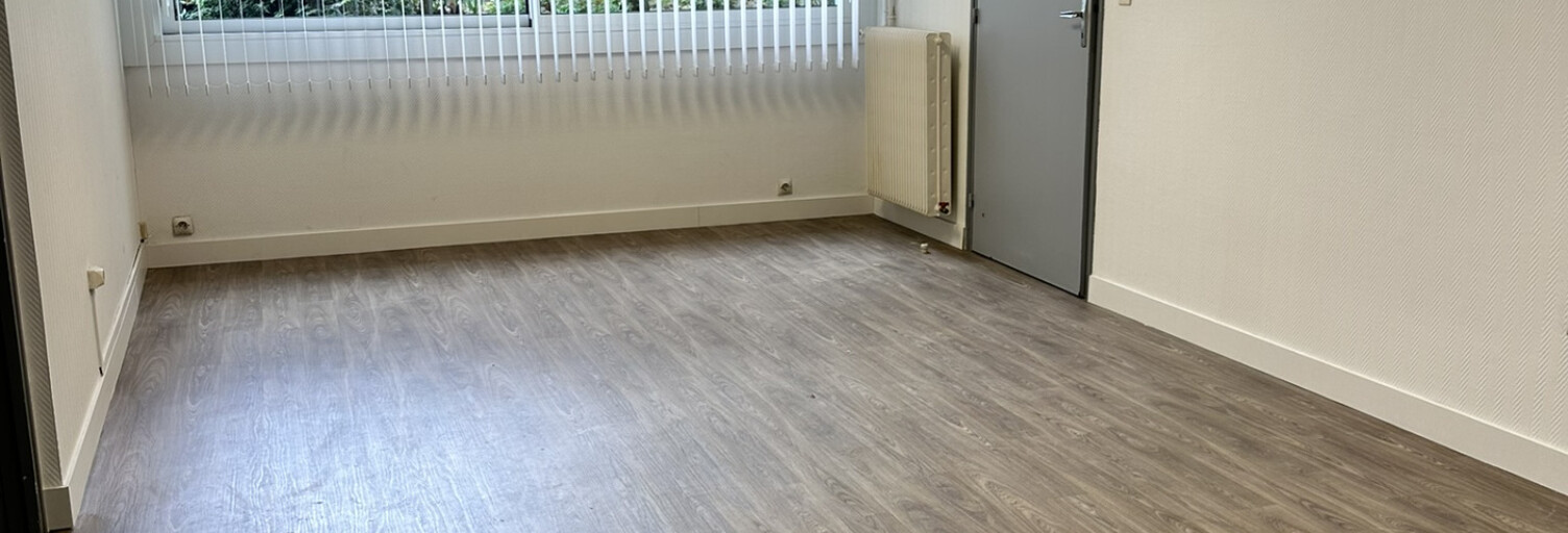 Bureau  116 m² à louer à Angers (49100)
