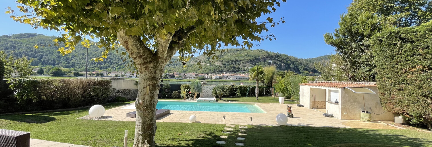 Maison 7 Pièces 340 m² à vendre à Sablons (38550)