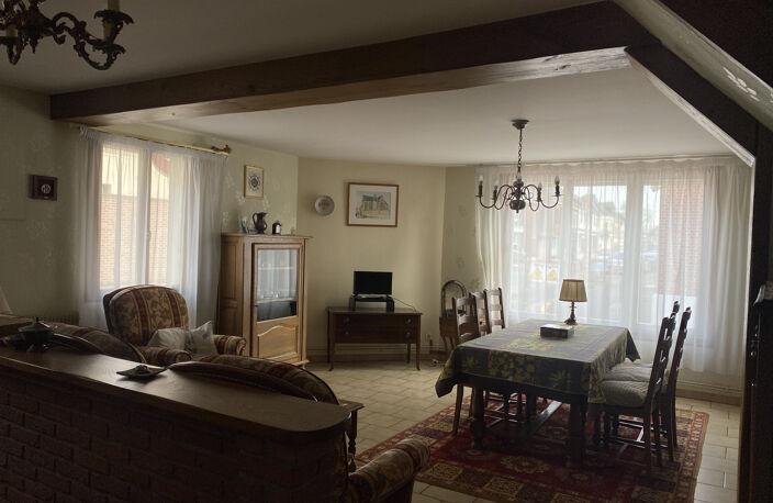 Maison de ville située à Poix de Picardie — photo 3