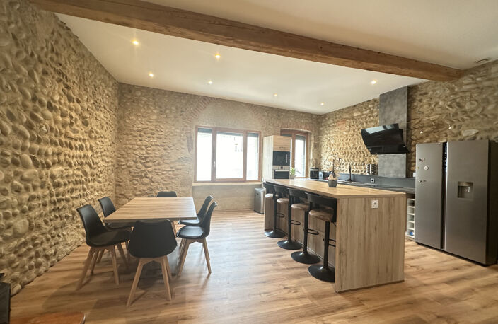 Appartement sur 2 niveaux d' une surface de 153 m2 .. 3 cham — photo 2