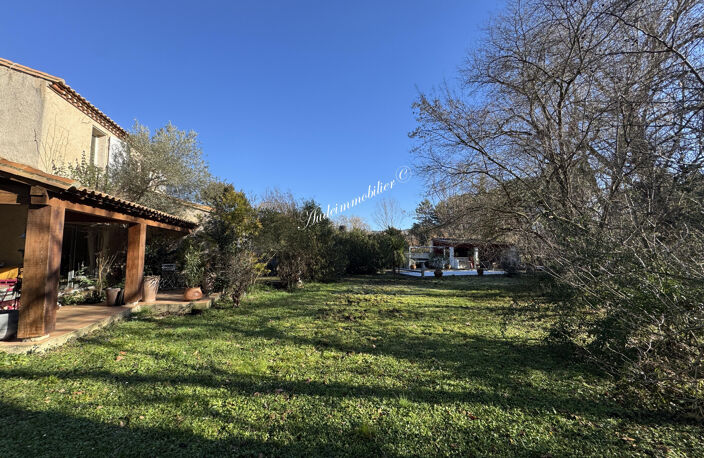 Maison avec piscine et jardin — photo 3