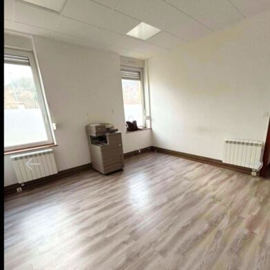 Commerce  210000 €