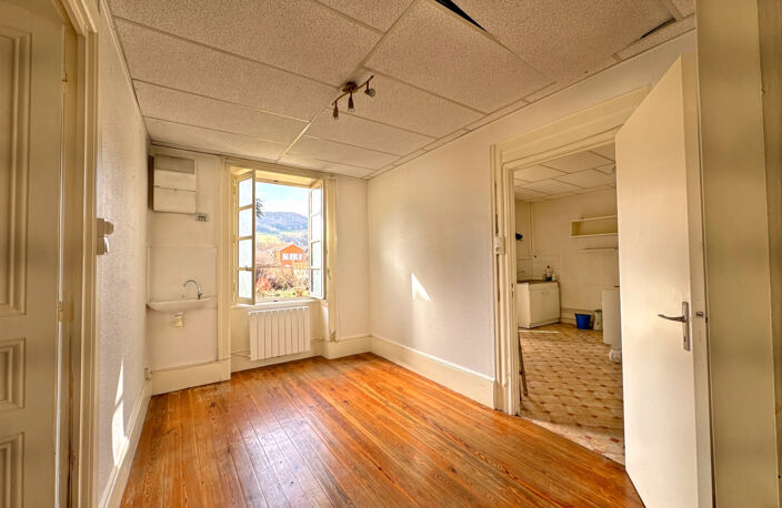 À Vendre   Appartement T3 à rénover   Centre de Chessy-les-M — photo 3