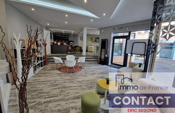 Decazeville Local commercial 164 m2 — photo 2