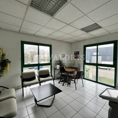 Bureau  966 €