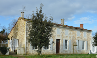 Maison 4 Pièces 116 m² à vendre à Saint-Hippolyte (17430)