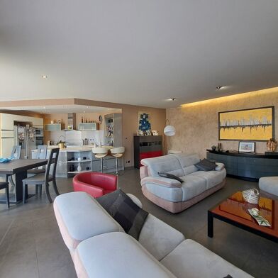 Maison 9 pièces 787500 €