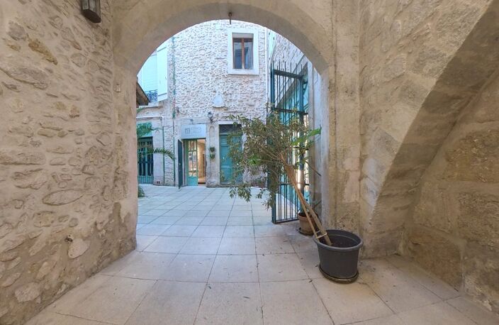 Bien d'exception de 209 m² au cur de Béziers  Un potentiel rare à révéler — photo 2