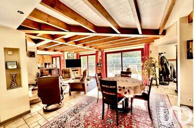 Maison 10 pièces 795500 €