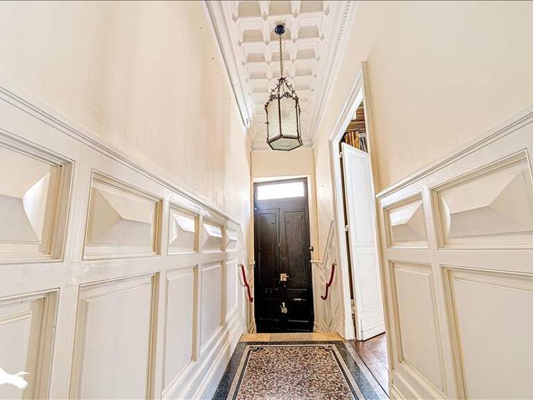 Maison en pierre de 7 pièces principales — photo 1