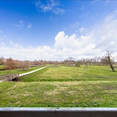 Appartement 3 pièces 233000 €