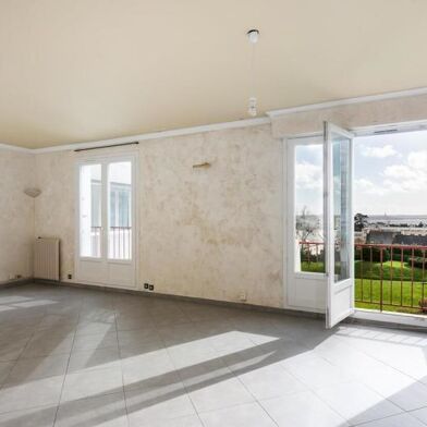 Appartement 5 pièces 228975 €