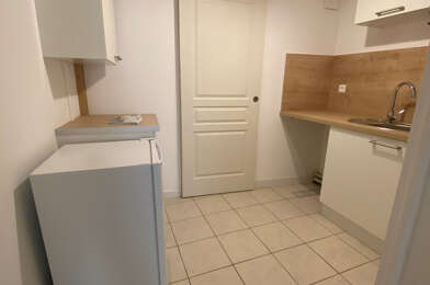 Appartement 1 pièces 360 €