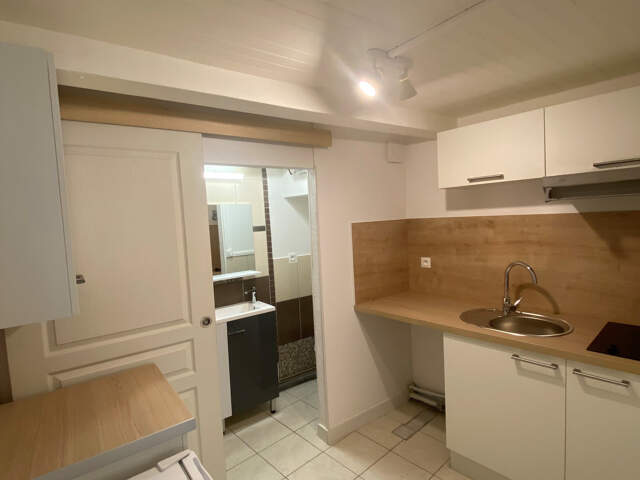 7MN CASTELNAUDARY STUDIO ENTIÈREMENT RÉNOVÉ DANS LA COMMUNE DE VILLEPINTE — photo du bien