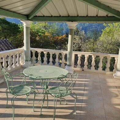 Maison 5 pièces 580000 €