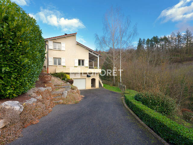 Maison Courzieu 7 pièce(s) 178 m2 — photo du bien