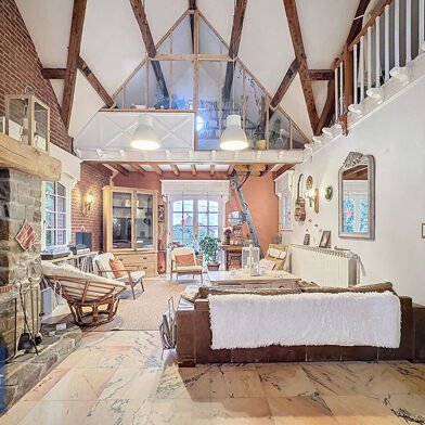 Maison 8 pièces 349900 €