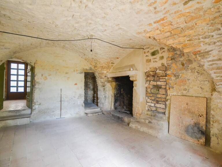 Propriété à rénover à 7km d'Uzès — photo 1