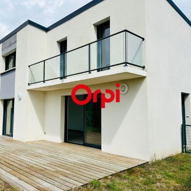 Maison 5 pièces 470250 €