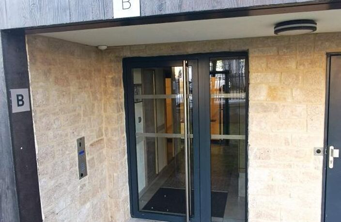 🌟 Appartement moderne avec piscine & ascenseur – Proposé par Orpi Arzon, en plein cœur d’Arzon — photo 2