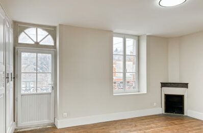 location appartement 850 € CC /mois à proximité de Saint-Hilaire-Saint-Mesmin (45160)