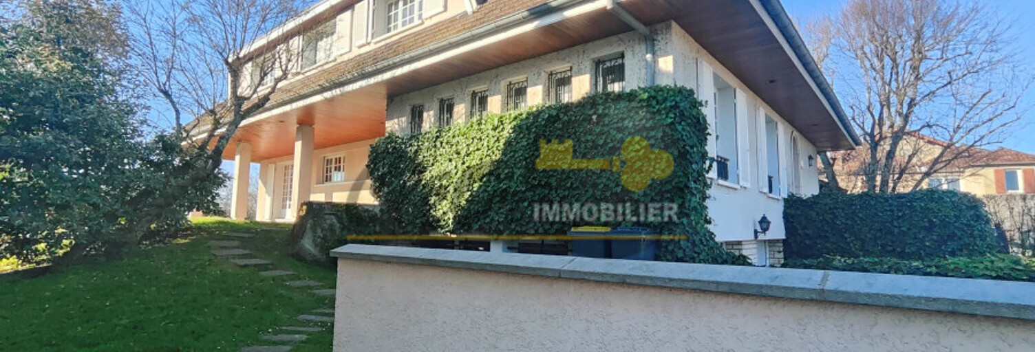 Maison 13 Pièces 295 m² à vendre à Saint-Germain-du-Bois (71330)