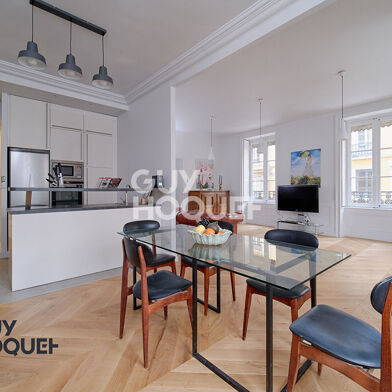 Appartement 4 pièces 2200 €