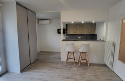 location appartement 640 € CC /mois à proximité de Nice (06100)