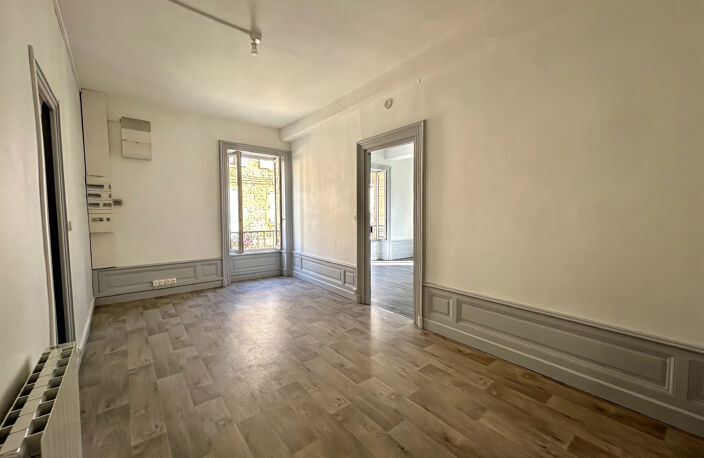 En vente à Chessy (69) : appartement  2 chambres — photo 5