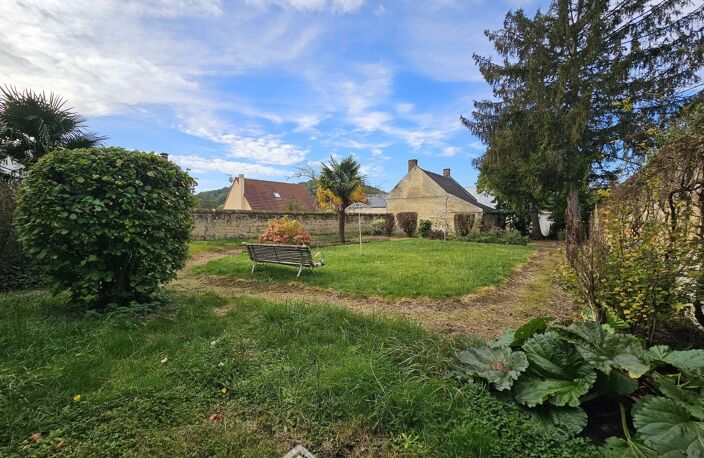 Maison bourgeoise - 353m² - Crépy — photo 2