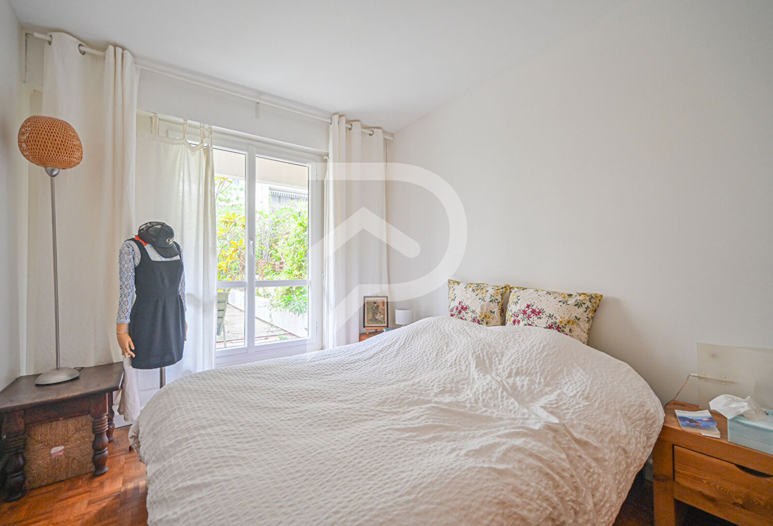 2 pièces avec 70 m² de terrasse aménagée — photo 1