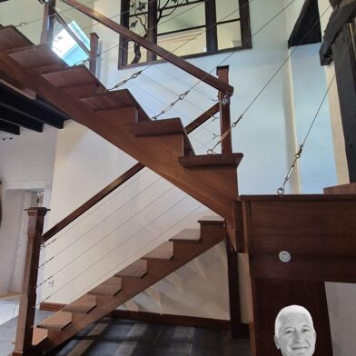 Maison 8 pièces 340210 €