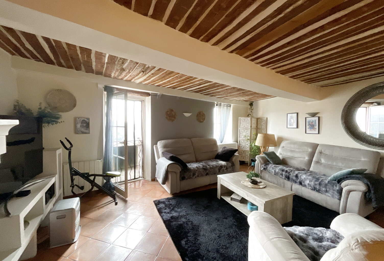 RAVISSANT T3 AU CHARME DE L'ANCIEN — photo 1