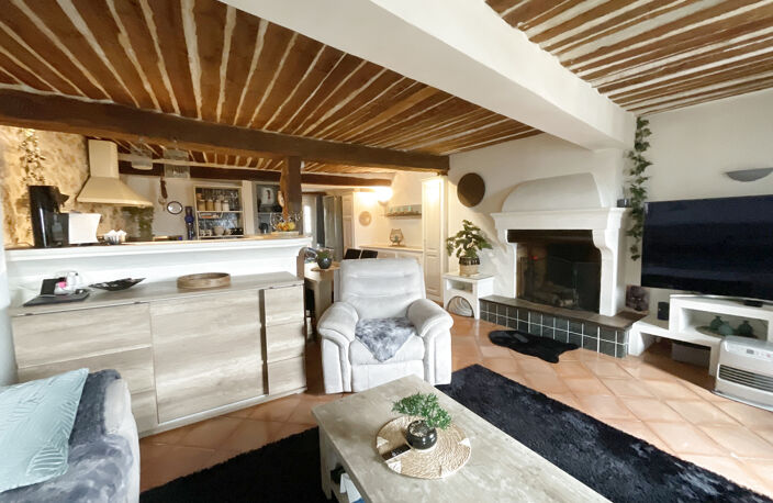 RAVISSANT T3 AU CHARME DE L'ANCIEN — photo 2