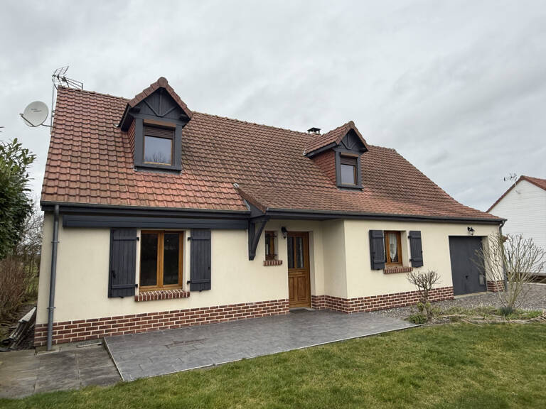 Pavillon situé entre Poix de Picardie et Aumale — photo 1
