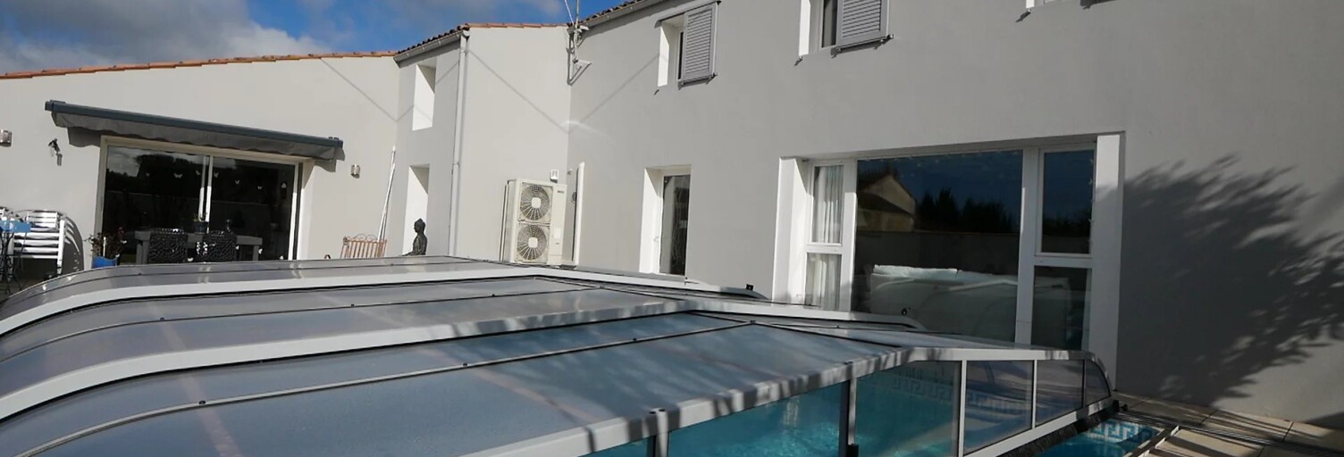 Maison 10 Pièces 270 m² à vendre à Vérines (17540)