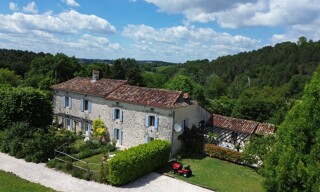 Maison 9 Pièces 278 m² à vendre à Bertric-Burée (24320)