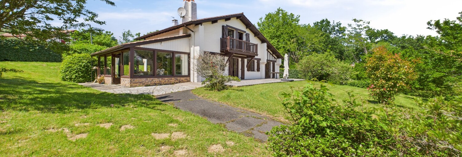 Maison 7 Pièces 176 m² à vendre à Arbonne (64210)