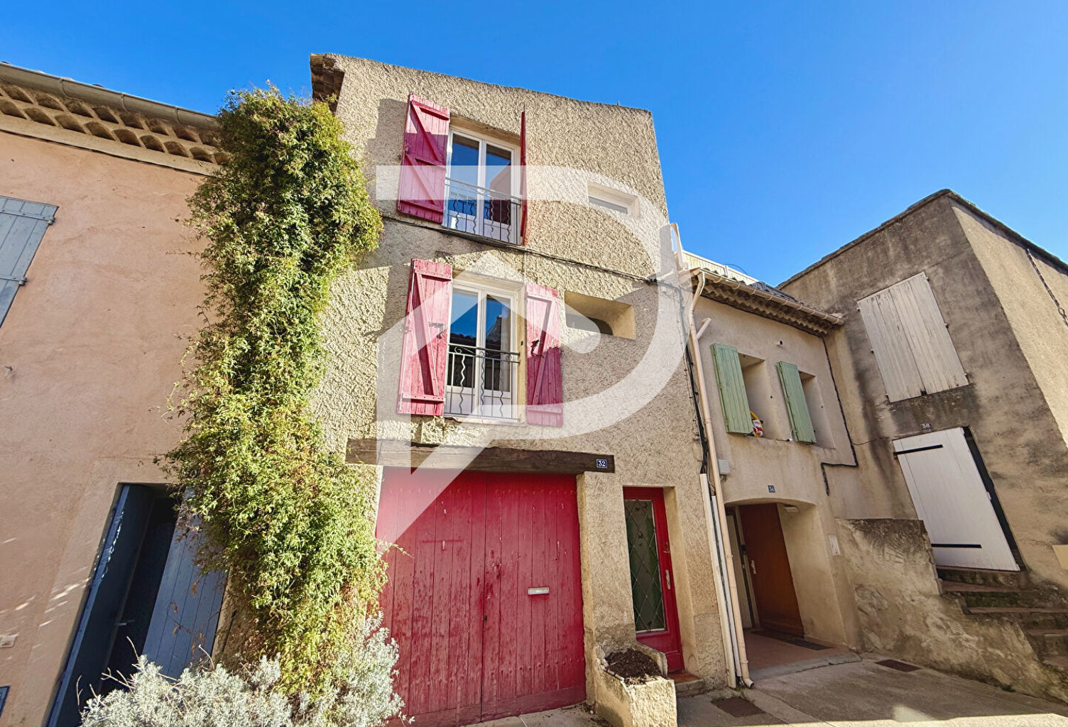 Maison La Tour-d'aigues 4 pièce(s) 103 m2 — photo 1