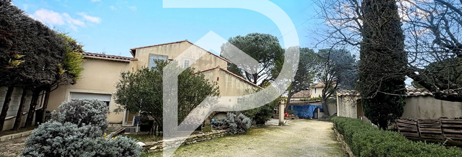 Maison 8 Pièces 168 m² à vendre à Roquemaure (30150)