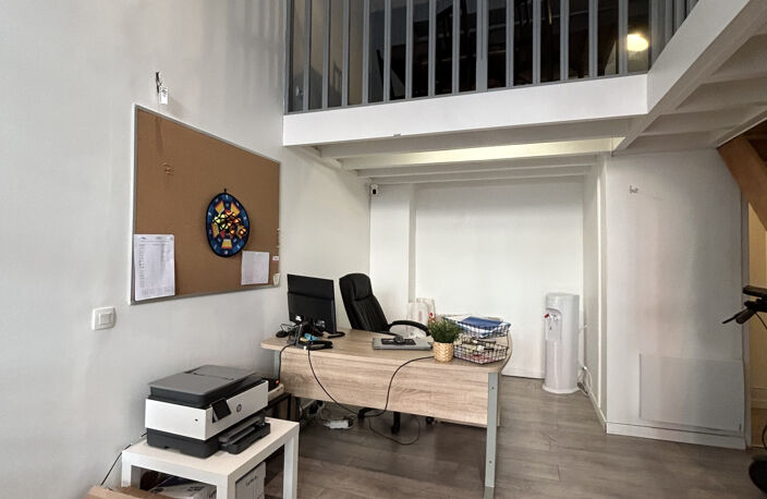 Local Commercial 38 m2 — photo 3