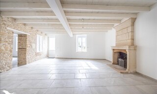 Maison 6 Pièces 165 m² à vendre à Saint-Hilaire-la-Palud (79210)