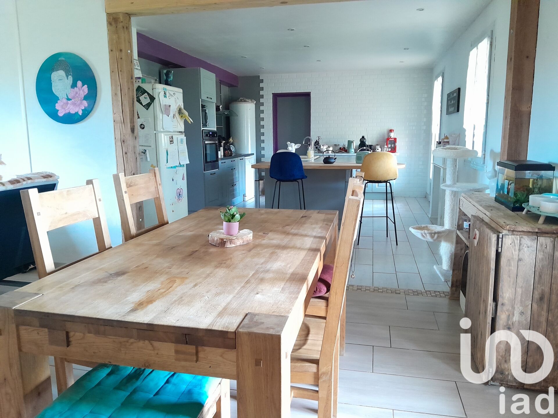 Les-Eglisottes-Et-Chalaures - 140m² - 8p. - 6ch.